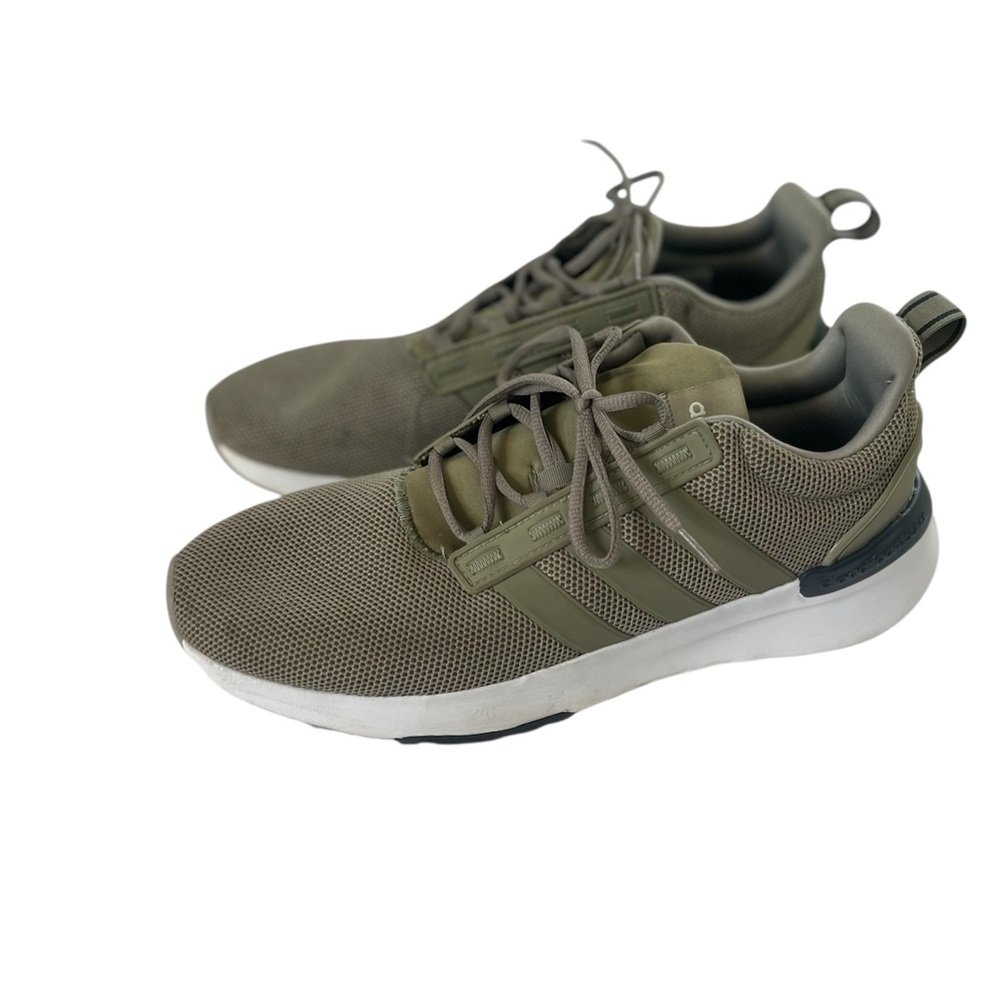 Adidas racer TR21